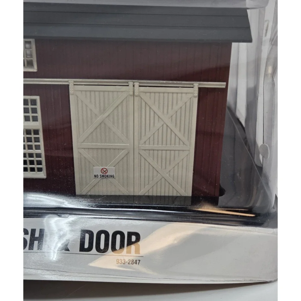 Walthers Cornerstone 933-2847 HO Scale Spooner Sash Door Structure Built-Up NIB